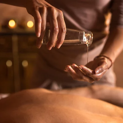 ayurveda-massage-517796612_image-1-1